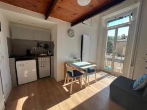 Studio flat ultimo piano in centro